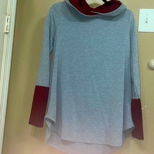 Pink blush long maternity sweater with hood size large